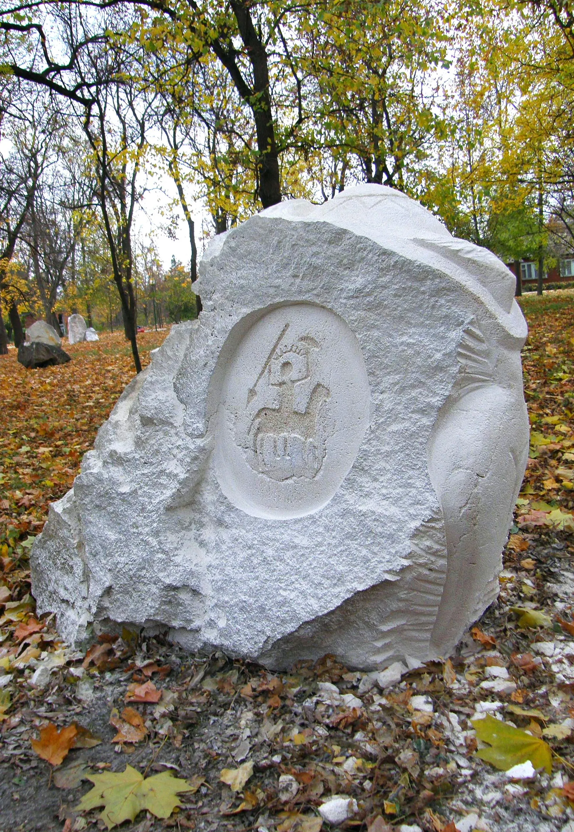 Obraz TRYPILIAN NICA autorstwa Roman Kykta, rozmiar: 1300/900/500 мм , wykonany z Wapno, medium Rzeźba Sympozjum, z miasto Kamianka, Naddniestrze Zdjęcie 2 z 3.